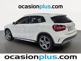 Mercedes-Benz GLA 180 90 kW (122 CV)