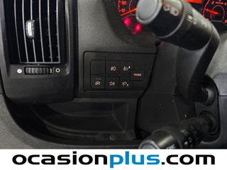 Peugeot Boxer Furgon BlueHDi 140 S&S Pack 335 L2H2 103 kW (140 CV)