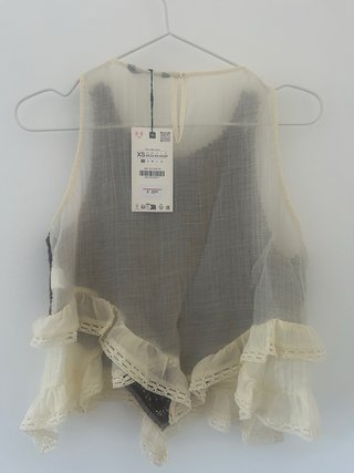 Top Zara combinado crochet marrón y blanco Talla X