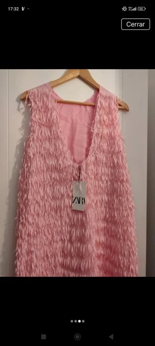 Vestido rosa con flecos