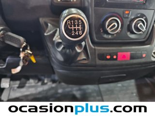 Peugeot Boxer Furgon BlueHDi 140 S&S Pack 335 L2H2 103 kW (140 CV)