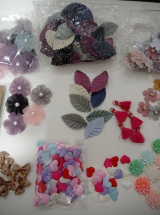 Lote Abalorios Manualidades Flores y Hojas