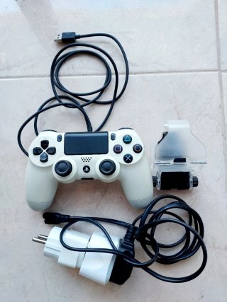 Console PS4 Sony Bianca