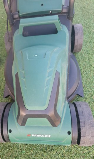 Cortacésped Eléctrico Parkside 1300W