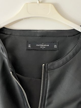 Chaqueta biker negra efecto piel Letfies XL