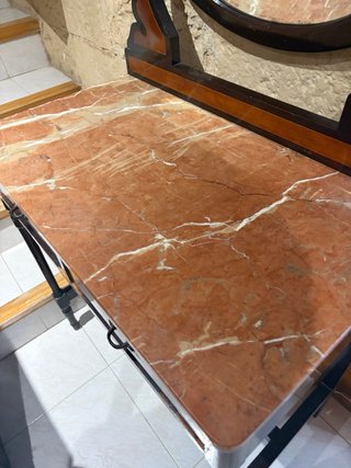 Tocador antiguo madera mármol