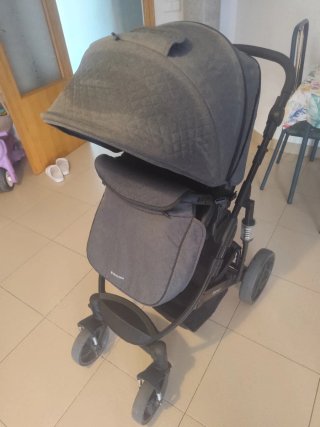 Carrito Bebé Gris 2 Posiciones.