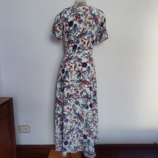 Vestido de flores largo cruzado. Molly Bracken. S