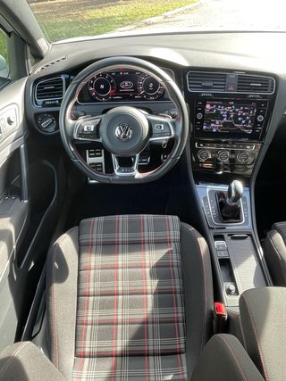 Volkswagen Golf 2.0 TSI GTI DSG 2022
