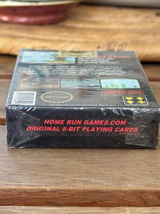 Baraja Home Run Games 8-Bit Playing Cards