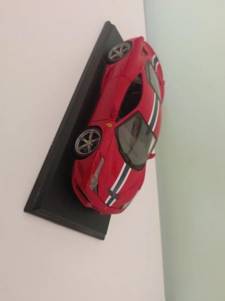 Maisto Ferrari 458 Speciale Rojo