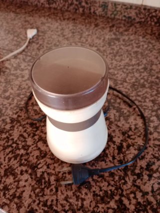 Molinillo de café antiguo