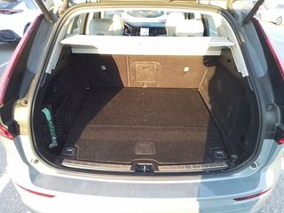 Volvo XC60 2.0 T6 AWD Recharge Core Auto