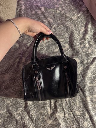 Bolso negro de cuero