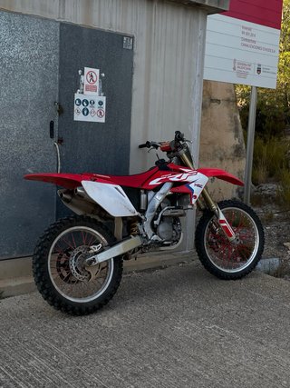 Honda CRF 250R 2007 Motocross Roja