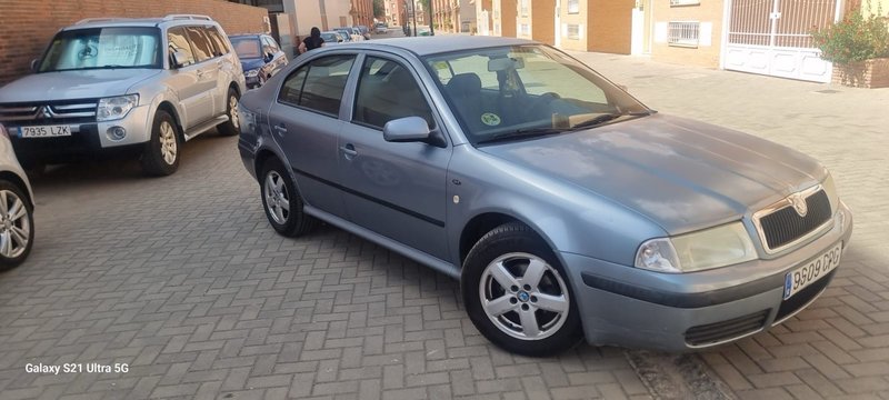 Skoda Octavia 2005 - foto 1