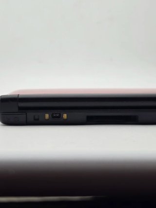 Nintendo 3DS XL a tema Charizard + Funda Pokémon
