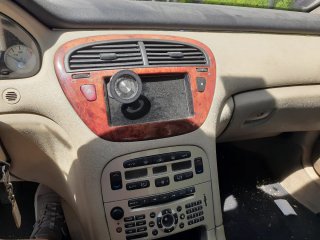 Peugeot 607 2005