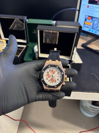 Reloj negro y oro rosa cronógrafo premium