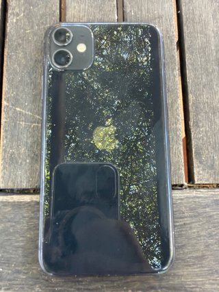 iPhone 11 Apple