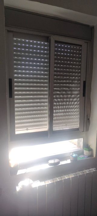 Ventana corredera con persiana 2 unid. (30€/unid)