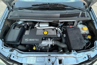 Opel Zafira 2005