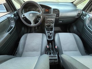 Opel Zafira 2005