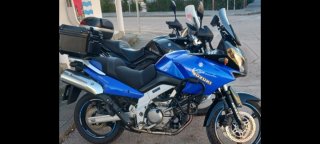 Suzuki V-Strom Adventure Moto