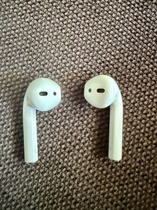 AirPods 2ª Gen con custodia