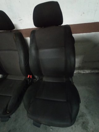 Asientos Volkswagen Golf 2001