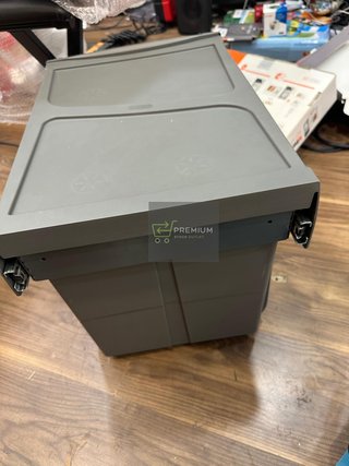 EMUCA - Cubos de Basura bajo Fregadero con fijación