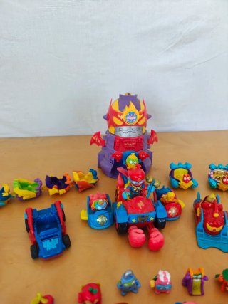 Colección Super Things Exclusiva (267 piezas)