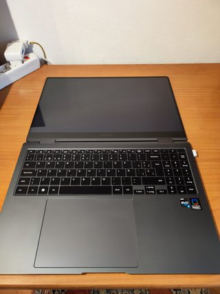 Galaxy Book3 Pro 360 - Samsung (16") i7 - 16GB RAM