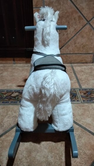 Caballito balancín blanco con sonido
