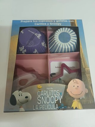 Set Moldes Cupcakes Carlitos y Snoopy
