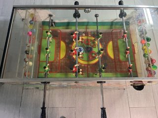 Futbolín Saltarinas con Monedero