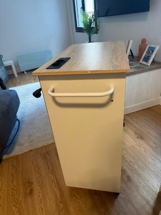 Carrito de cocina blanco con ruedas