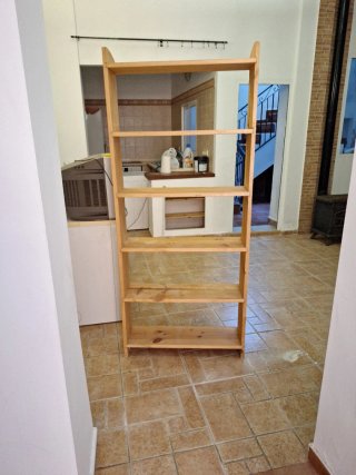 Estantería de madera pino