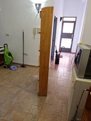 Estantería de madera pino