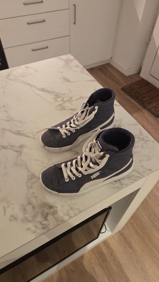 Zapatillas Puma Gris y Blanco
