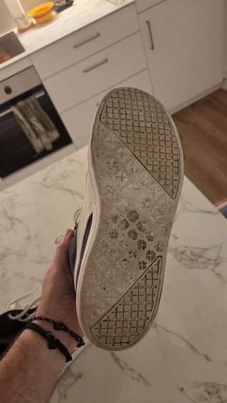 Zapatillas Puma Gris y Blanco