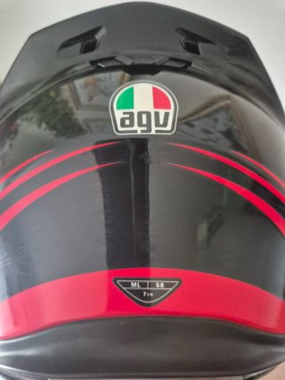 Pack Capacete AGV + Casaco Dainese