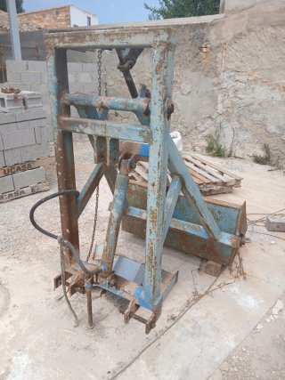 Pala trasera para tractor