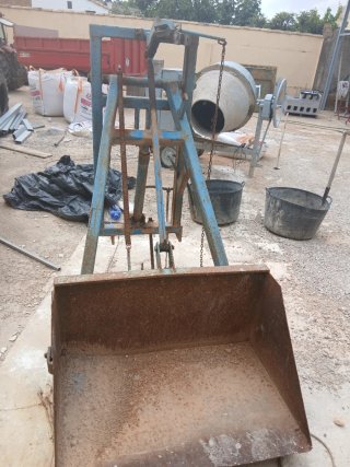 Pala trasera para tractor