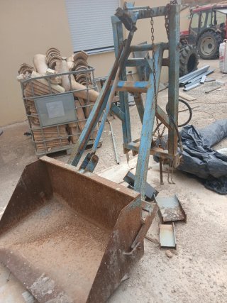 Pala trasera para tractor