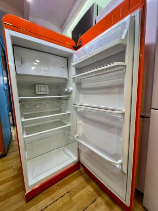 Nevera SMEG Naranja