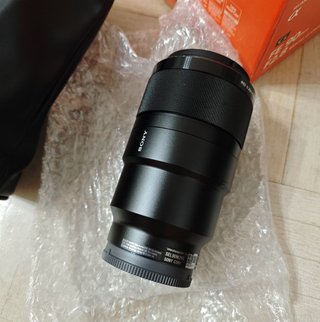 Sony FE 90mm F2.8 Macro