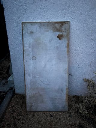 Mesa de hierro forjado antigua