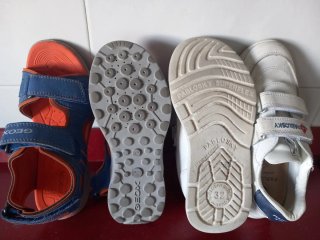 Lote sandalias y zapatillas deportivas talla 32