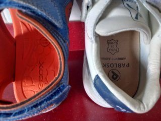 Lote sandalias y zapatillas deportivas talla 32